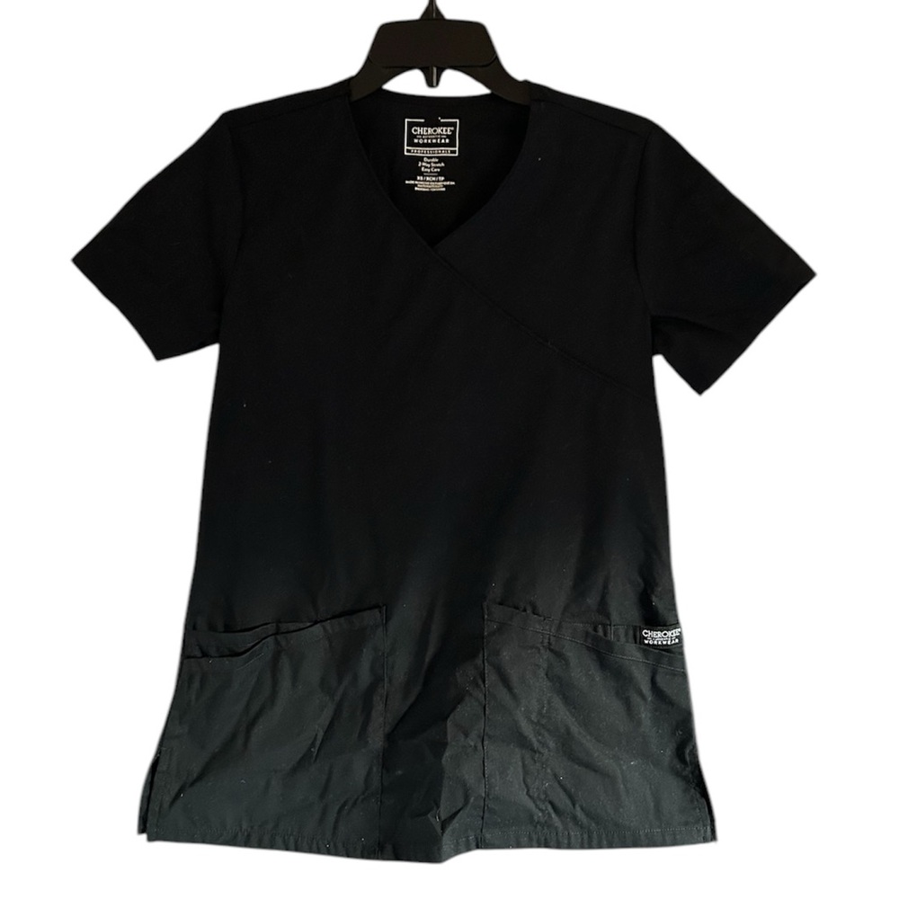 Women's Cherokee 4 pockets V-neck Stretchy short sleeve scrub top Black size Xs